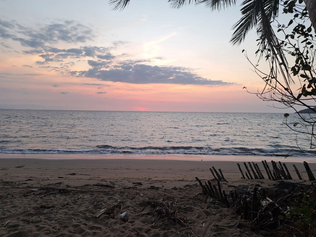 Sunset vor unserer Lodge